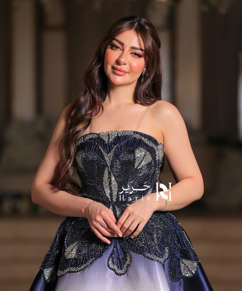 Luxury Evening Dress in Hand-Embroidered Taffeta Fabric - Navy and Ivory Gradient Design