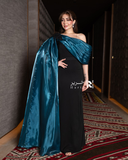 Evening dress with an off-shoulder design and a luxurious satin shawl -