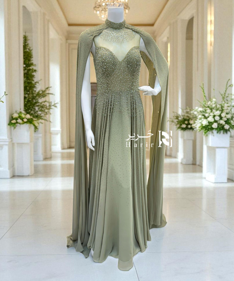 فستان سهرة زيتوني فاخر بكاب شيفون مطرّز