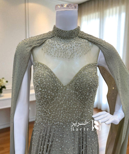 فستان سهرة زيتوني فاخر بكاب شيفون مطرّز