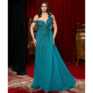 فستان سهرة فيروزي راق  بكتف واحد وفتحة جانبية طويلة