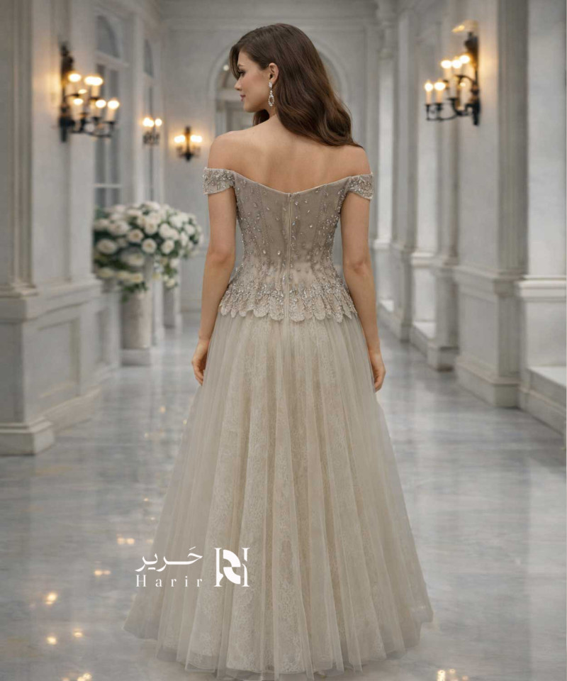 Pearl Silver Evening Dress in Tulle & Embroidered Lace with Crystal Details – Sweetheart Off-Shoulder Neckline