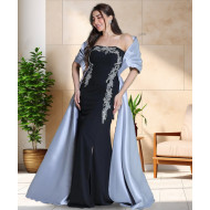 Elegant Black Evening Gown with Silver Embroidery in Crepe Fabric, Paired with a Shiny Silver Satin Cape – Luxurious Straight-Cut Design